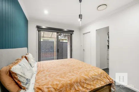 Property photo of 7 Mogo Close Blue Haven NSW 2262