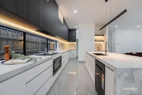 Property photo of 62 Malkari Circuit Greenvale VIC 3059