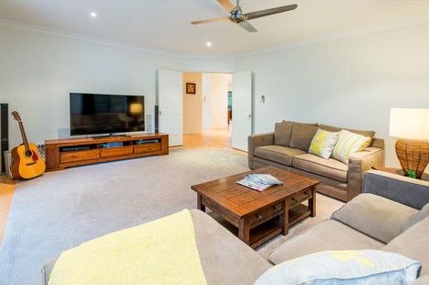 Property photo of 38 Eaton Place Wishart QLD 4122