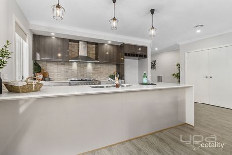 Property photo of 70 Oakpark Drive Harkness VIC 3337