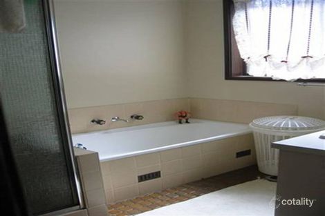 Property photo of 18 Frampton Avenue St Clair NSW 2759