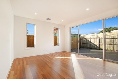 Property photo of 2/26 McKellar Street Watsonia VIC 3087