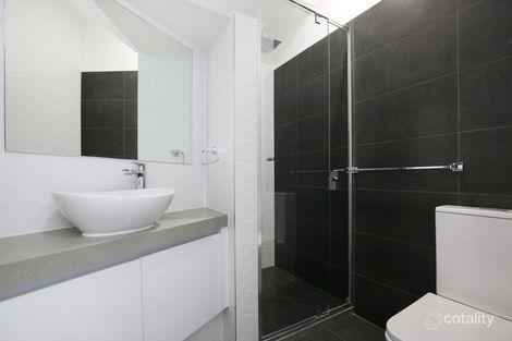 Property photo of 2/26 McKellar Street Watsonia VIC 3087