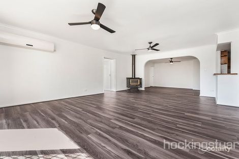 Property photo of 44 Winslow Crescent Deer Park VIC 3023