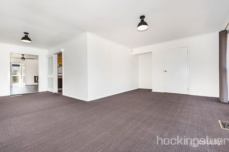 Property photo of 44 Winslow Crescent Deer Park VIC 3023