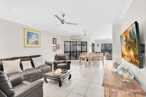 Property photo of 17 Pelling Close Kanimbla QLD 4870
