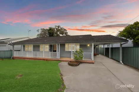 Property photo of 12 Rolfe Avenue Kanwal NSW 2259