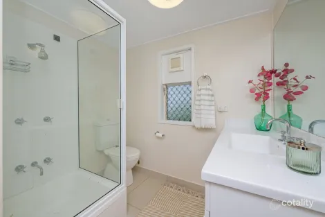 Property photo of 6 McIntosh Street Hermit Park QLD 4812
