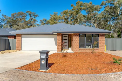 106 Simpsons Rd, Eaglehawk, VIC 3556