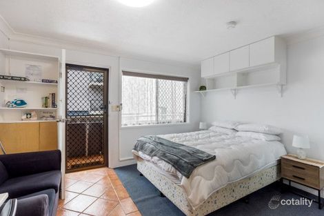 Property photo of 205/132 Marine Parade Southport QLD 4215