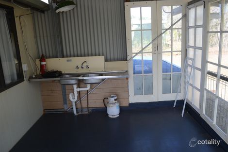 Property photo of 187 Millstream Parade Millstream QLD 4888