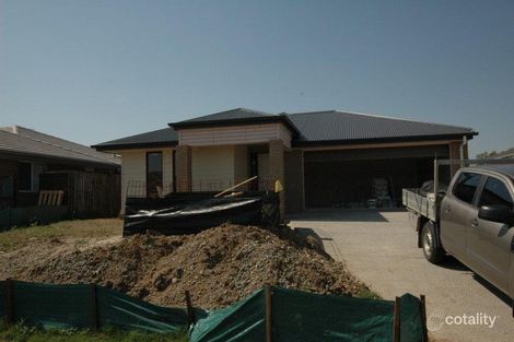 Property photo of 25 Adam Street Beachmere QLD 4510