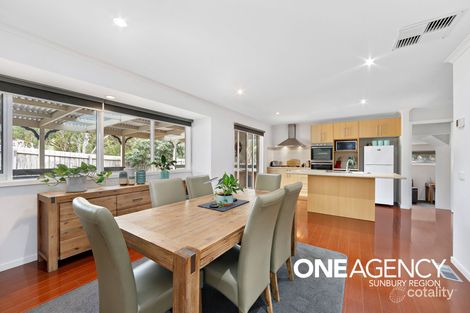 Property photo of 16 Talbot Place Sunbury VIC 3429