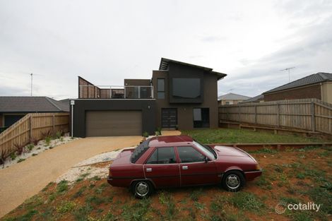 5 Muscat Pl, Waurn Ponds, VIC 3216