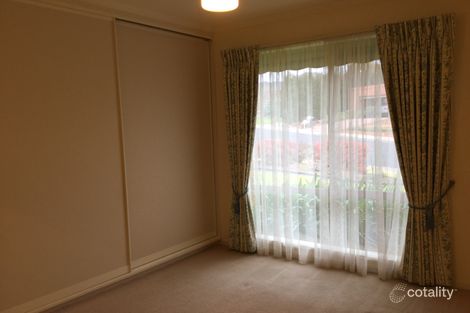 Property photo of 1 David Court Kennington VIC 3550