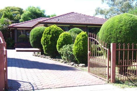 Property photo of 27 Dobson Street Ferntree Gully VIC 3156