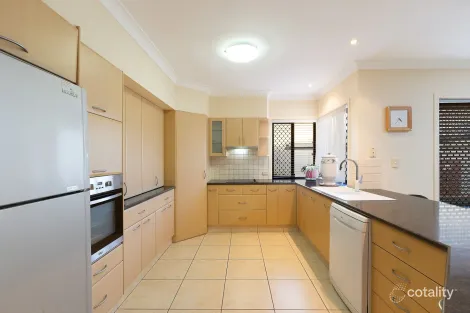 Property photo of 26 Rebholz Drive Benowa QLD 4217