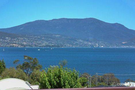 Property photo of 689 Oceana Drive Tranmere TAS 7018