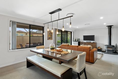 Property photo of 4 Blue Box Close Hamlyn Terrace NSW 2259