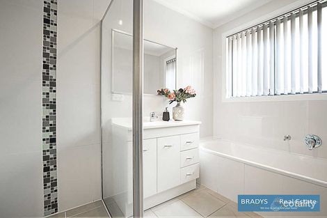 Property photo of 62 Megalong Crescent Harrison ACT 2914