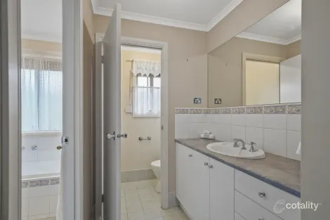 Property photo of 4 Pyrus Crescent Andrews Farm SA 5114