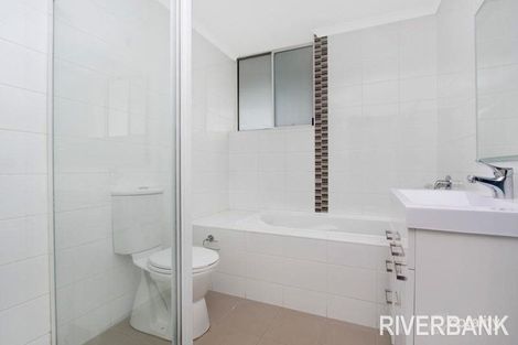 Property photo of 31/13-19 Pastoral Circuit Pemulwuy NSW 2145
