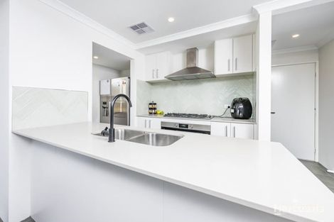 Property photo of 45 Kingfisher Road Eglinton WA 6034