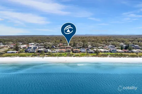 96a/96b Quay Rd, Callala Beach, NSW 2540