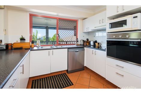 Property photo of 13 Windward Rise Pacific Pines QLD 4211