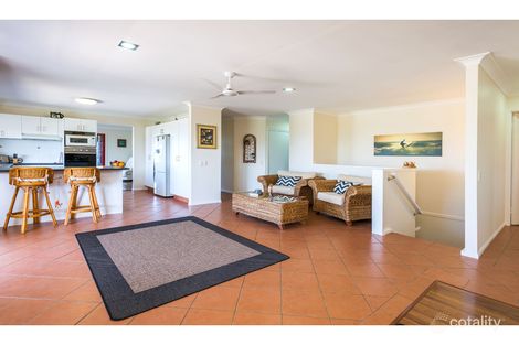 Property photo of 13 Windward Rise Pacific Pines QLD 4211