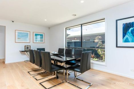 Property photo of 15 Peak Crescent Wantirna VIC 3152