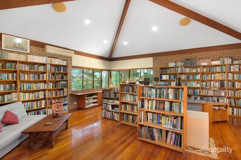 Property photo of 37 Westminster Boulevard Elanora QLD 4221