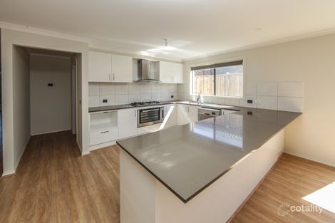 Property photo of 12 Leafy Circuit Cranbourne East VIC 3977