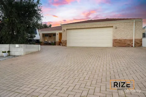 Property photo of 11 Carwoola Circle Carramar WA 6031