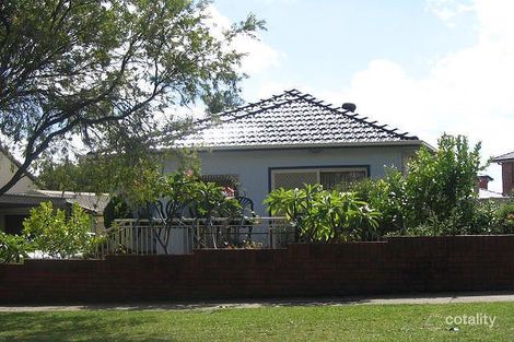 38 Lawford St, Greenacre, NSW 2190