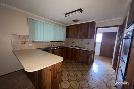 Property photo of 85 Duncans Road Werribee VIC 3030