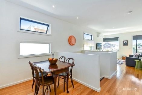 Property photo of 1/22 Station Avenue McKinnon VIC 3204