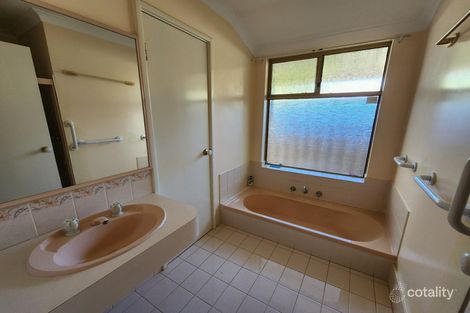 Property photo of 17 Karijini Court Ballajura WA 6066