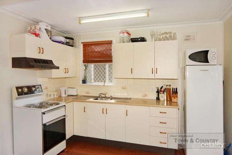 Property photo of 28 Douglas Street Armidale NSW 2350