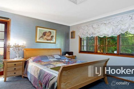 Property photo of 18 Panaview Crescent North Rocks NSW 2151