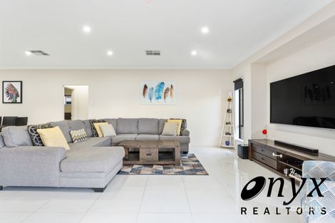 Property photo of 17 Tripodi Circuit Parafield Gardens SA 5107
