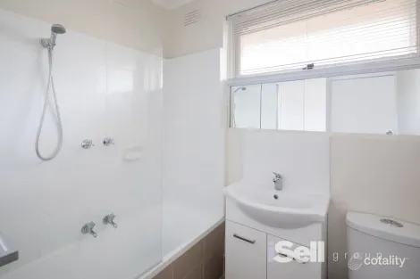 Property photo of 3/40 Albert Avenue Springvale VIC 3171