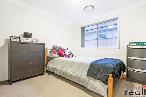 28 Jackson Cres, Elderslie, NSW 2570