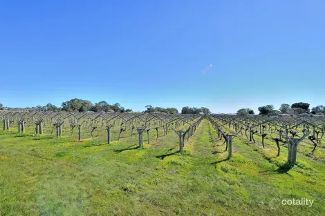 Property photo of 37 De Burgh Road Caversham WA 6055