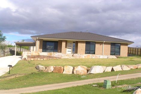 13 Moreton Ct, Southside, QLD 4570