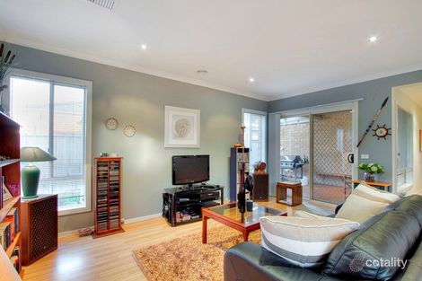 Property photo of 13 Georgia Place Keysborough VIC 3173