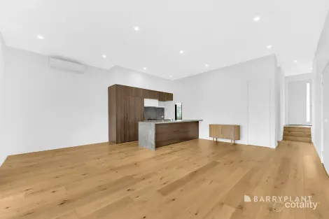 Property photo of 40 Nova Circuit Bundoora VIC 3083