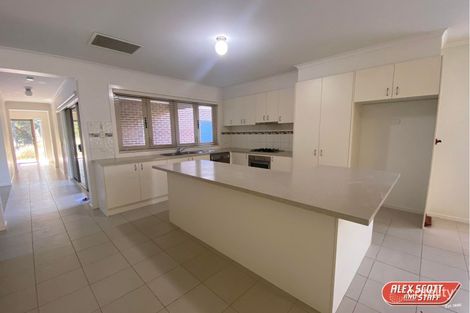 Property photo of 54 Sussex Avenue Cranbourne North VIC 3977