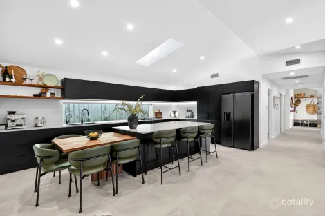 Property photo of 6 Pinyary Close Kincumber NSW 2251