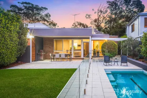 Property photo of 208 Kiora Road Yowie Bay NSW 2228